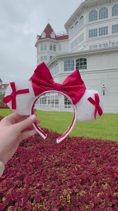 Mary Poppins Inspired Minnie Ears