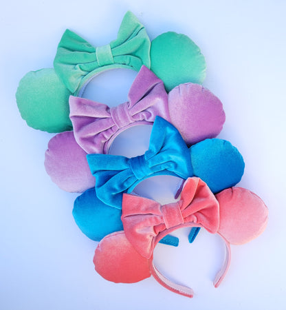 Mint to Be Green Velvet Minnie Ears